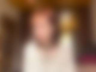 AvrilOllison's Live Sex Cam Show