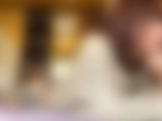 AvrilOllison's Live Sex Cam Show