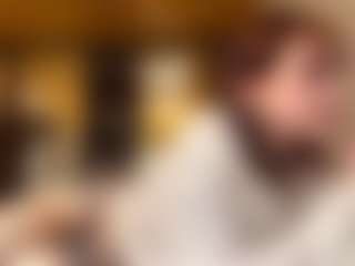 AvrilOllison's Live Sex Cam Show