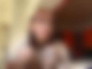 AvrilOllison's Live Sex Cam Show
