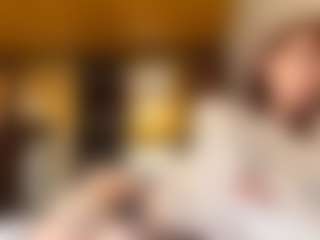 Live cam show with AvrilOllison - Lingerie on xfollow cams