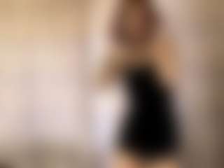 AvrilOllison's Live Sex Cam Show