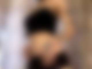 AvrilOllison's Live Sex Cam Show