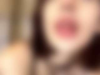AvrilOllison's Live Sex Cam Show