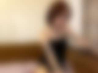 AvrilOllison's Live Sex Cam Show
