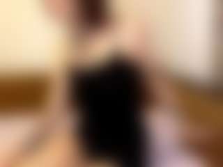 AvrilOllison's Live Sex Cam Show