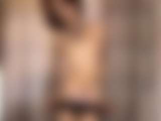 AvrilOllison's Live Sex Cam Show