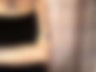 AvrilOllison's Live Sex Cam Show