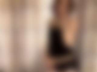 AvrilOllison's Live Sex Cam Show