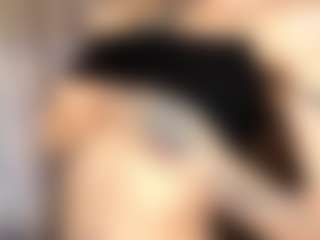 AvrilOllison's Live Sex Cam Show