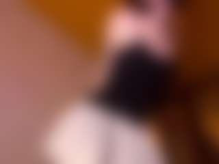 AvrilOllison's Live Sex Cam Show