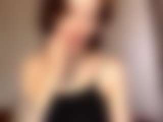 AvrilOllison's Live Sex Cam Show