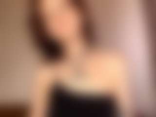 Live cam show with AvrilOllison - Lesbian on SinfulBabes