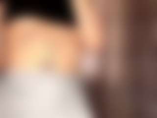 AvrilOllison's Live Sex Cam Show