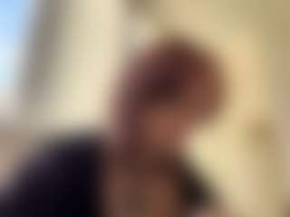 AvrilOllison's Live Sex Cam Show