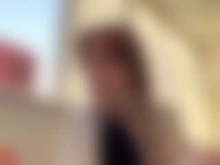 AvrilOllison's Live Sex Cam Show