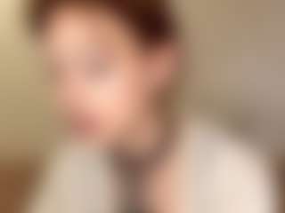 AvrilOllison's Live Sex Cam Show
