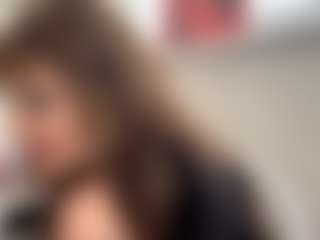 AvrilOllison's Live Sex Cam Show