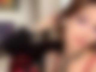 Live cam show with AvrilOllison - Athletic Young Adult on https://playwithruby.com
