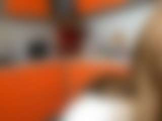 AvrilOllison's Live Sex Cam Show