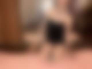 AvrilOllison's Live Sex Cam Show