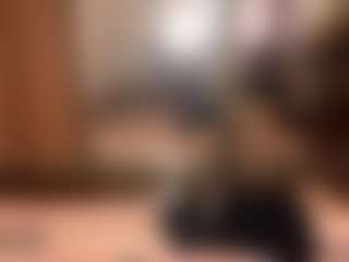 AvrilOllison's Live Sex Cam Show
