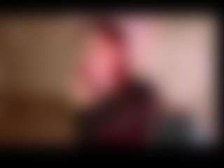 Live cam show with AvrilOllison - Skinny on madthumbs