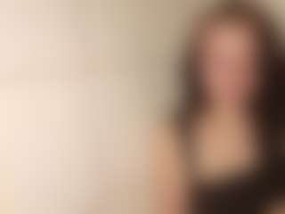 Live cam show with ChristySavary - New Petite on Camsoda