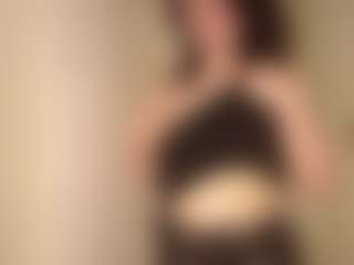 Live cam show with ChristySavary - Striptease on Fit Hotties