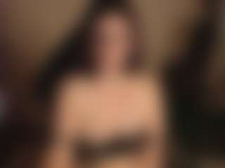 Show de cam en vivo con Donna-Hale - Spanks Big Tits en Camsoda