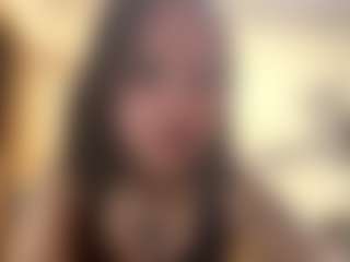 Live cam show with Veya - Moaning on Camsoda