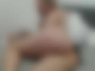 Live cam show with bellanna - New Anal on camtv