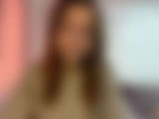 Live cam show with CaroylnGalva - BBW White on hrnylive.com