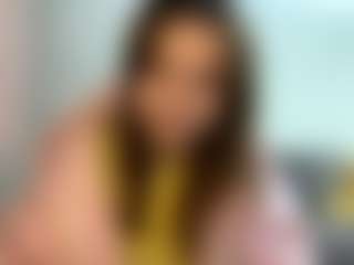 Live cam show with CaroylnGalva - Cosplay Curvy on SxyPornLive