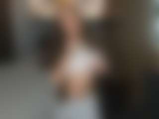 Live cam show with DomitilaChary - Athletic Brown Eyes on crypto-cams