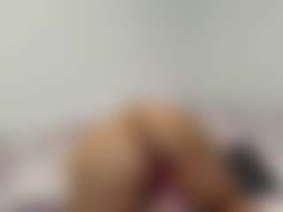 DulcePinky's Live Sex Cam Show