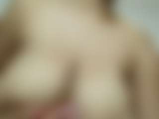 DulcePinky's Live Sex Cam Show