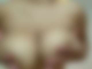 DulcePinky's Live Sex Cam Show
