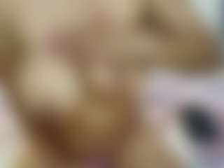 DulcePinky's Live Sex Cam Show