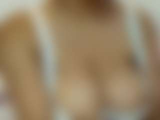 DulcePinky's Live Sex Cam Show