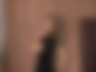 Live cam show with FayeLivingston - Blonde Hair on Camming Site