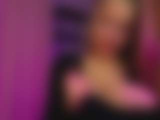 Live cam show with FayeLivingston - Striptease on Camsoda