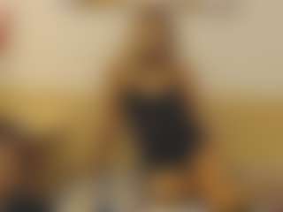 Live cam show with MarraVeil - Ball Sucking on Big Tits