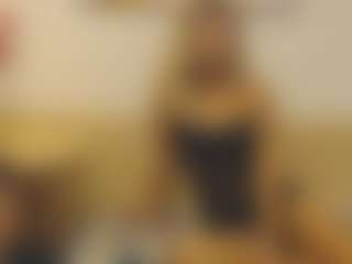 Live cam show with MarraVeil - Blonde Hair on Big Tits