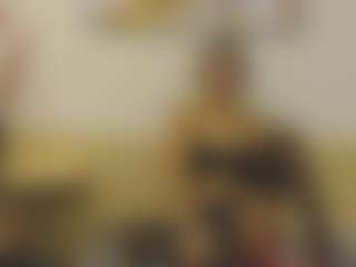 Live cam show with MarraVeil - White on Camsoda