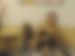 Spettacolo in cam dal vivo con MarraVeil - Creampie su Camsoda
