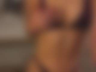 RubyyBrooks's Live Sex Cam Show