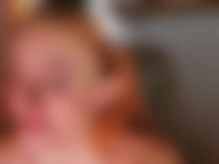 scarletrosse's Live Sex Cam Show