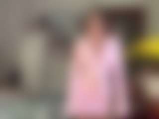 Live cam show with StellaSanipasi - New Teen (18+) on Camsoda