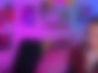Live cam show with violettruee - Petite on Streamer API